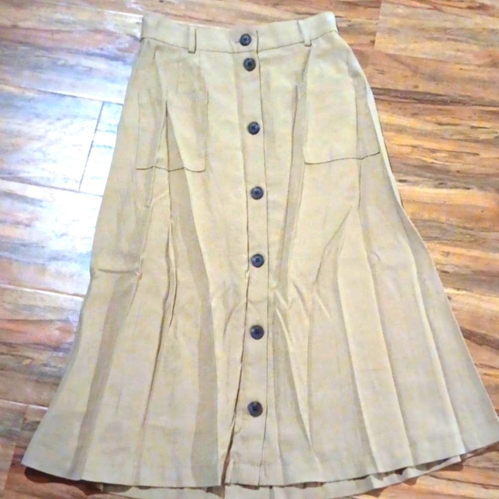 OLD NAVY Women's Tan Button Down Midi Skirt